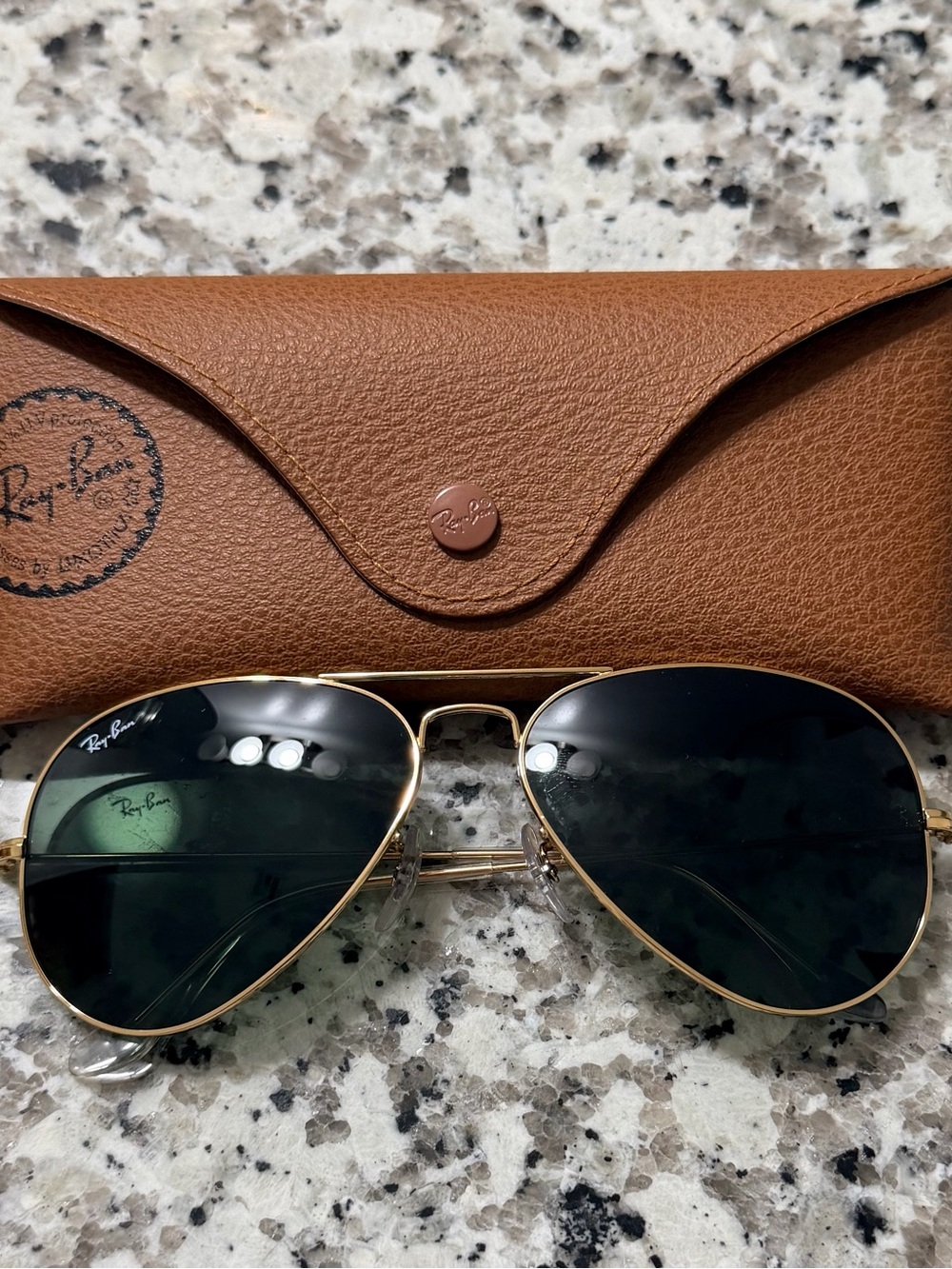 Ray-Ban Aviator Sunglasses - Gold Frame